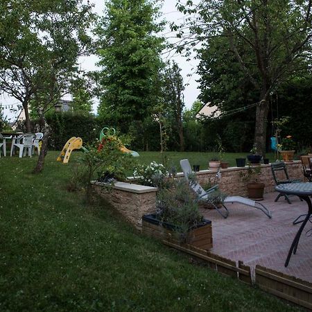 Maison La Chapelle Bed & Breakfast Exterior photo